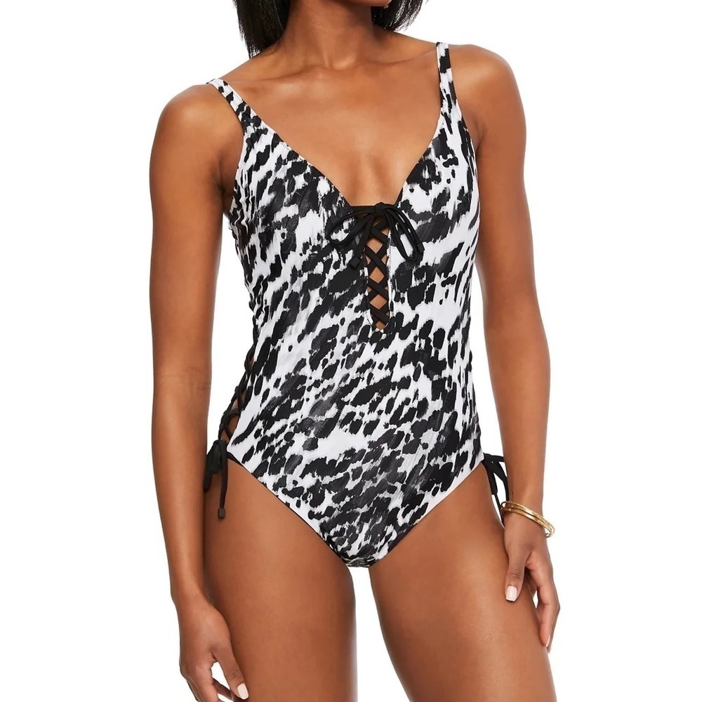 NWT Bar III Black White Heat Wave Lace Up One Piece Swimsuit sz S
